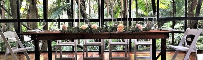 We loved making this very on trend table scape at Pethers Rainforest Retreat on…