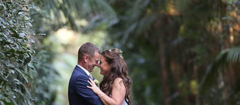 Loving these beautiful photos by LINDA PASFIELD PHOTOGRAPHY of Tracey and Glen’s wedding at…